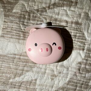 Toy 🧸 for kids, good condition, color pink.